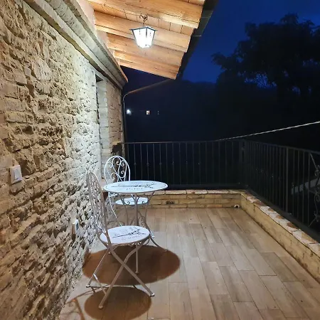 Vacanze In Collina, Tra Mare E Monti