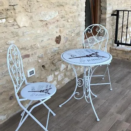 Vacanze In Collina, Tra Mare E Monti