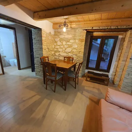 Апартаменты Vacanze In Collina, Tra Mare E Monti *