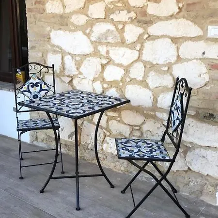 Vacanze In Collina, Tra Mare E Monti