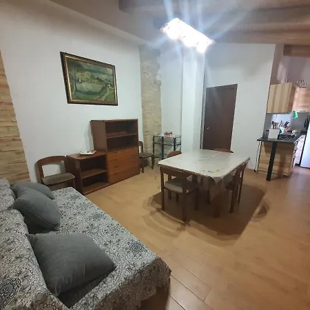 Vacanze In Collina, Tra Mare E Monti *