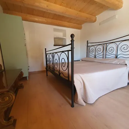 Vacanze In Collina, Tra Mare E Monti *