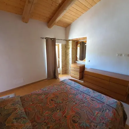 Vacanze In Collina, Tra Mare E Monti