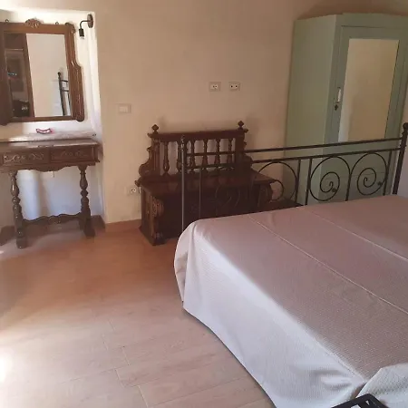 Vacanze In Collina, Tra Mare E Monti